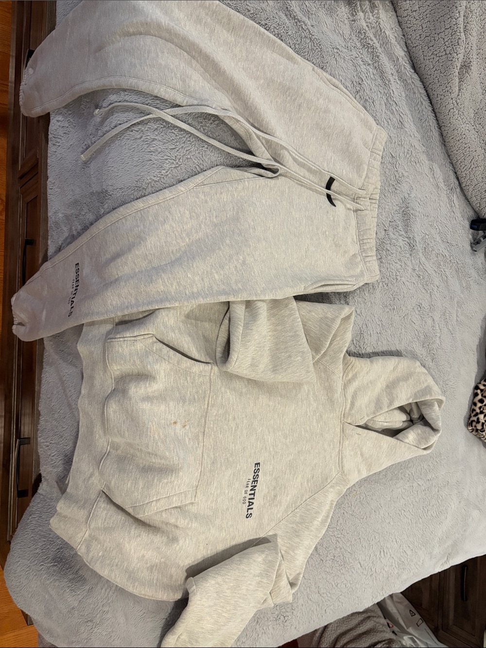 Fear of God Essentials Light Gray Hoodie & Joggers Set - Picture 1 of 1